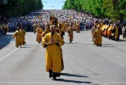 Зачем донецкие вывели людей на крестный ход