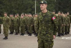 Армия Канады: не кормят и квартиры не дают