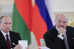 Не братское давление на Беларусь
