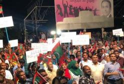 Революция в раю 