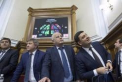 Прицеп «Пчелка» и конь из бисера: 10 неожиданных фактов о Кабмине