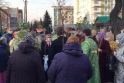 Полиция испытывает судьбу Украины: что будет, если храмы к Пасхе не закроют