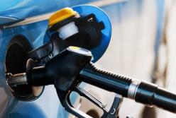Зеленский призвал АЗС снизить цены на бензин: поколения меняются, а «совок» остается