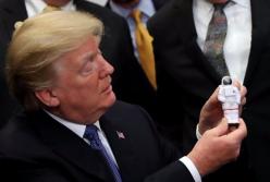 США вернутся на Луну. Зачем Трампу новая гонка