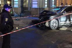 ​Популизм убивает