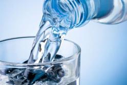Как пить воду, чтобы худеть: 7 простых правил