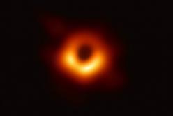 Первый снимок черной дыры – как это сделано: пять петабайт данных и полтонны жестких дисков