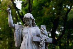 Как поправки Лозового создали проблемы с захоронением усопших