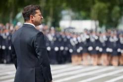 Поиграем в шантаж. Почему в Киеве угрожают Западу "разворотом на Восток"