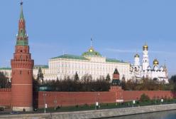 Кремль сам себе копает яму