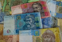 Всем украинцам пересчитают субсидии: у кого заберут помощь 