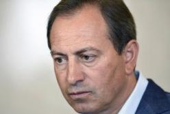 ​Розважатися, фейсбучити і заробляти: стиль влади по-новому