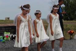 Как в Шахтерске на костях жертв сбитого «Боинга» плясали