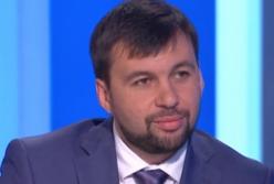 Зачем Кремль и власти "ДНР" устроили шоу с паспортами России