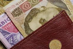 Три повышения за четыре месяца: Как вырастут пенсии украинцев