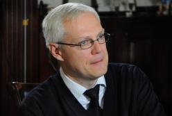 Риск старта рецессии в США: доллар может резко упасть