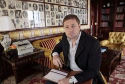 Украинцы за рубежом: Приключенческий роман журналиста Стогния завоевал рынок США