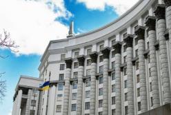 Новый курс или конец реформ: все подробности громких отставок глав таможни и налоговой