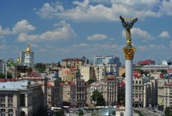 Киев возвращают в 90-е годы