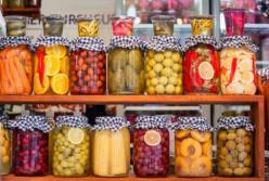 Як правильно зберігати консервацію у квартирі