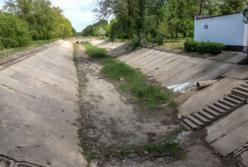Пустой канал: должна ли Украина подавать воду в Крым?