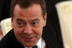 ​К чему приведет статья о Зеленском Дмитрия Медведева? 