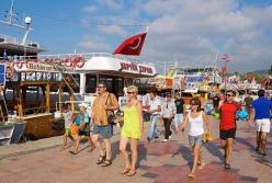 Почему не в Крым, «братушки»?