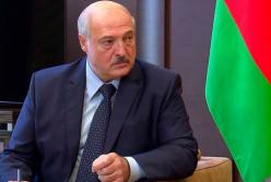 Лукашенко между Москвой и Киевом
