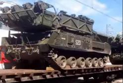 Мабуть, заблукали: ​російська техніка рухається в бік України