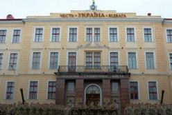 Научиться войне: Почему нельзя разрушать военные академии