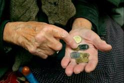 Пенсионную систему разрушили, а что построили?