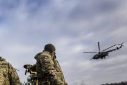 ​В 10 областях Украины введено военное положение...