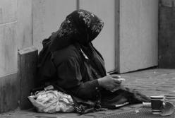 79-летняя привокзальная попрошайка оказалась владелицей крупной сети магазинов