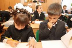 Чому українські школи повинні перейти на вивчення мов наших сусідів?