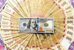 Курс валют: гривна продолжит терять в цене