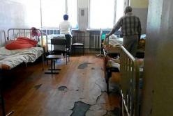 Как унижают людей в больнице Донецка