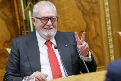 Одной кремлевской консервой меньше...