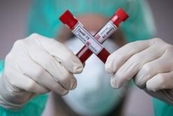 Нужны ли антисептики и перчатки для защиты от COVID-19