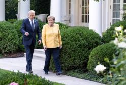 Украинский поезд уехал: что показала встреча Меркель с Байденом