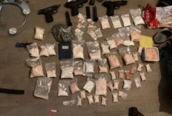 Разоблачена преступная группа, которая занималась сбытом амфетамина в особо крупных размерах