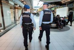 В аэропорту Амстердама задержали украинца за жестокое обращение с 3-летней дочерью