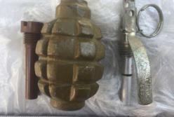 Женщина продавала боеприпасы на Донбассе