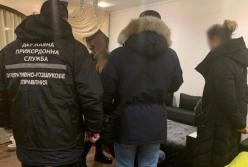 В Сумской области задержали женщину, отправлявшую украинок в сексуальное рабство