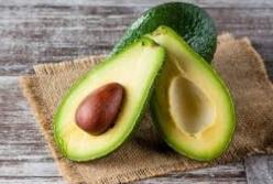 Названы продукты, которые предотвращают облысение