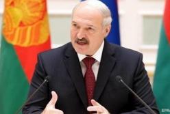 Лукашенко поручил КГБ "цивилизованно" прослушивать граждан