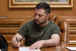 Зеленський звільнив керівників СБУ у Києві та трьох областях 