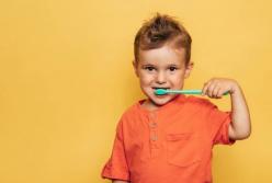 Правила чистки зубов у малышей
