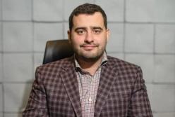 «Патріот» у Лондоні: як підозрюваний у справі НАБУ Андрій Довбенко став «голосом» українського мілтеку на Заході