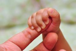 В Польше 11-летняя украинка родила ребенка от насильника-педофила