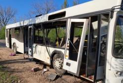Росіяни атакували дроном автобус в Марганці: загинули 9 людей, ще 49 отримали поранення (відео)